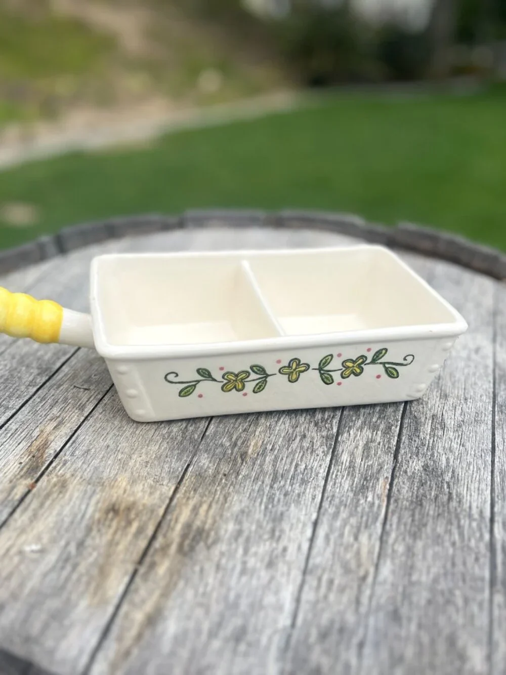 Vintage Metlox Poppytrail Divided Relish Dish with Handle | California Pottery